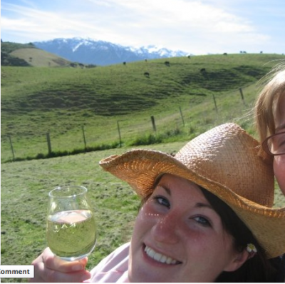 Drinking-Wine-in-New-Zealand Drinking-Wine-in-New-Zealand