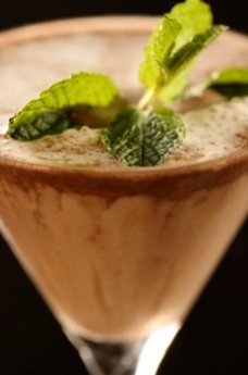 chocolate-rum-cake-cocktail
