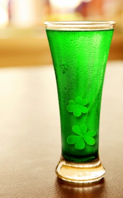 green-beer-st-patricks-day